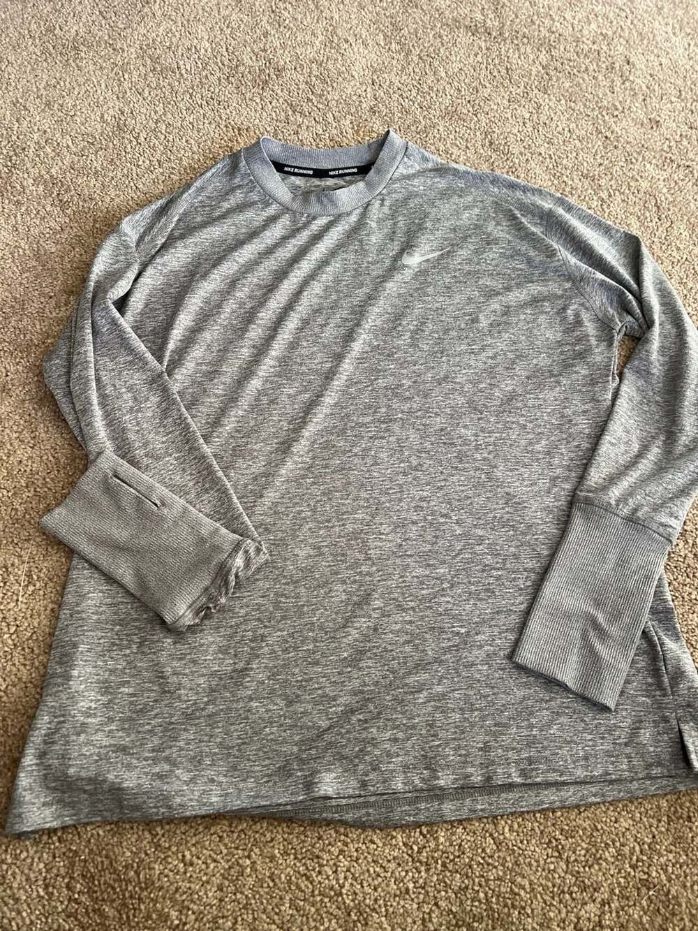 Nike Running Dri-Fit Heather Gray Long Sleeve Shirt with Thumb Holes Size L